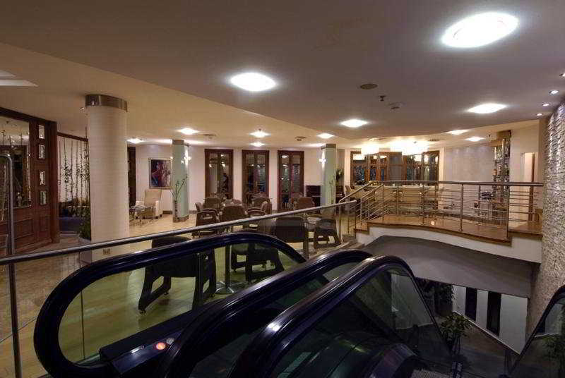 Mega Residence & Hotel Nisantasi Estambul Exterior foto